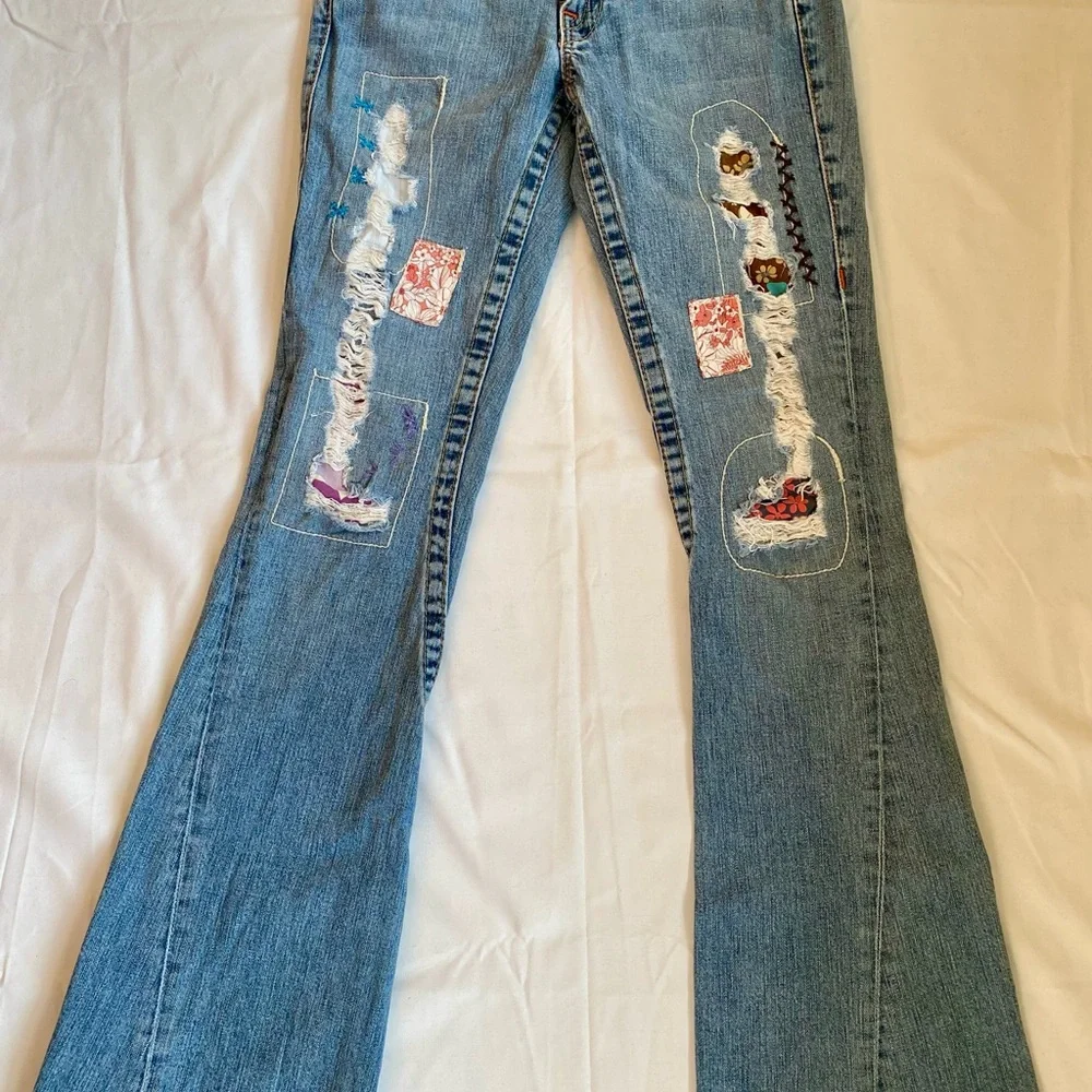 True Religion Vintage Woodstock Joey  Camo Patchwork Flare Jeans Size 26 - Picture 9 of 9